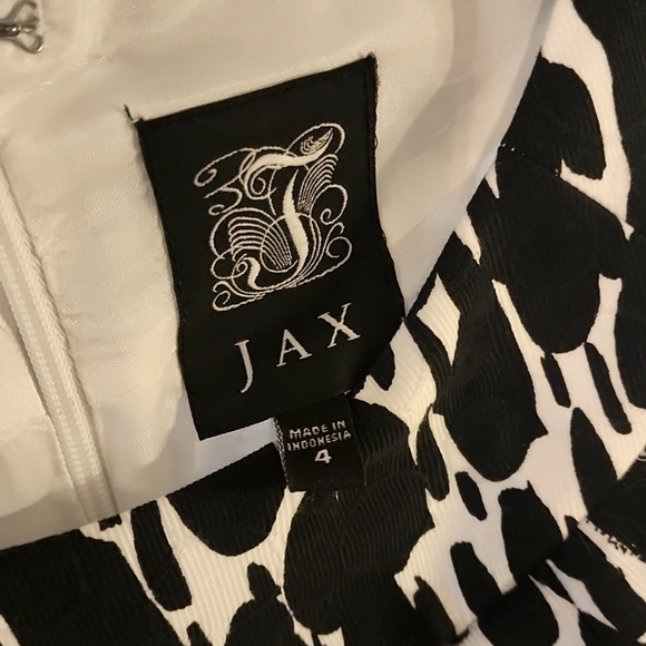 Cocktail 👗 Dress - Picture 2 of 6